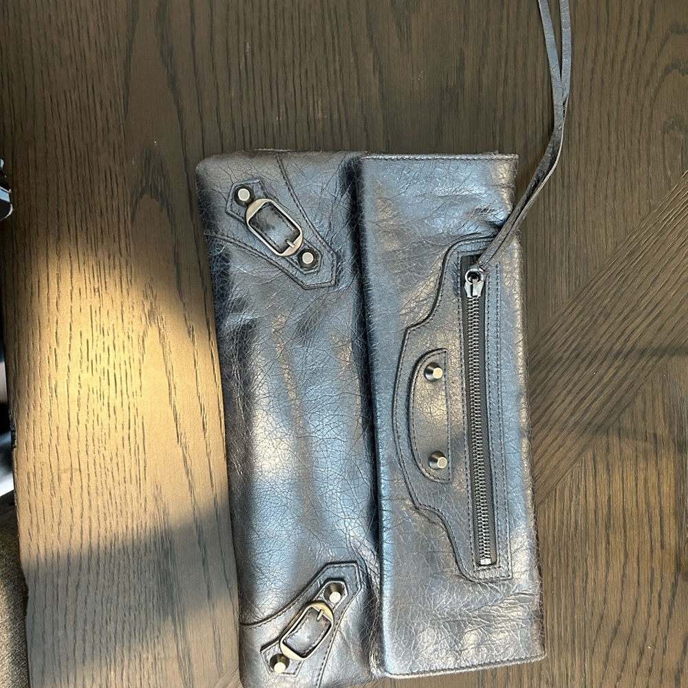 Balenciaga Clutch Mint condition with tags